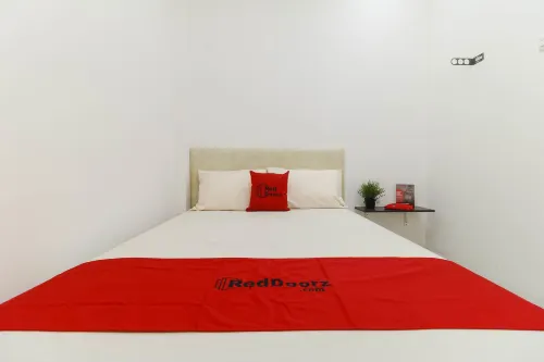 RedDoorz Plus @ Kapuk Business Park Photos