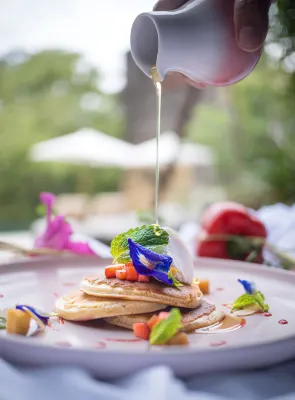 The Tamarind Resort - Nusa Lembongan Dining Photos