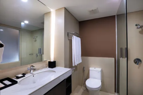 Harper Palembang Kamar Photos