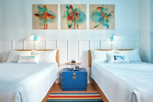 Universal’s Endless Summer Resort – Surfside Inn and Suites Photos