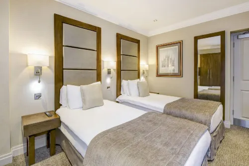 Gem Langham Court Hotel Phòng Photos