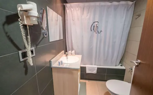Tossa Beach Center Camere Photos