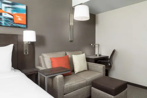 Hyatt Place New York City/Times Square Rooms Photos