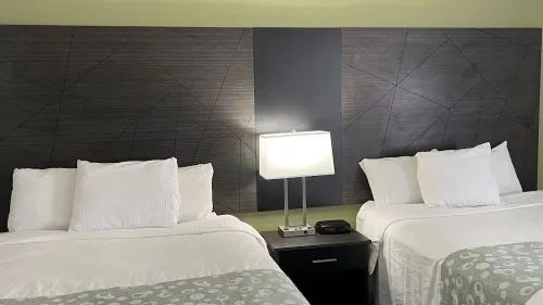La Quinta Inn by Wyndham Cincinnati North Chambres Photos