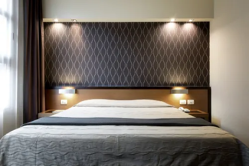 HC3 Hotel Rooms Photos