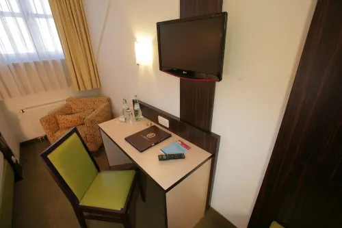 Hotel Demas München-Unterhaching Zimmer Photos