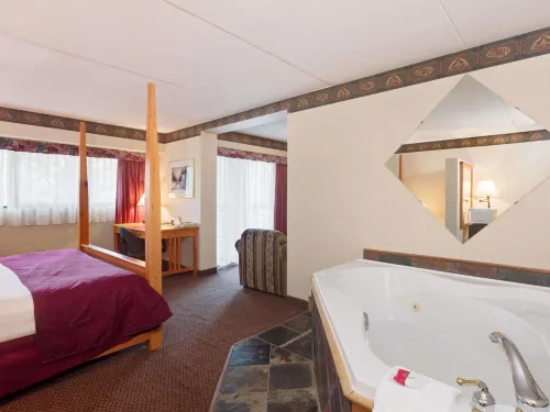 Ramada by Wyndham Pinewood Park Resort North Bay Chambres Photos