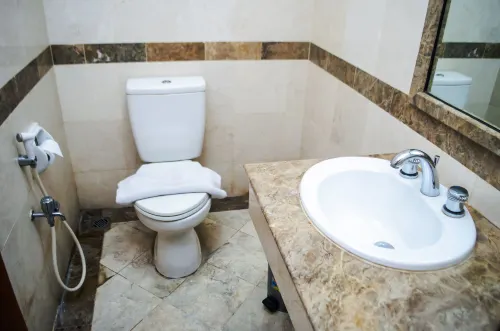 Mega Anggrek Hotel Jakarta Slipi Zimmer Photos