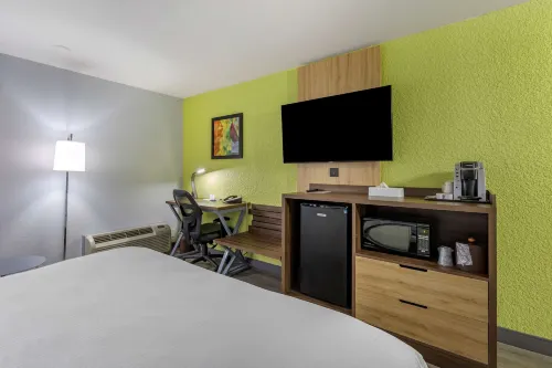 SureStay Plus Hotel by Best Western St. Louis Westport Photos