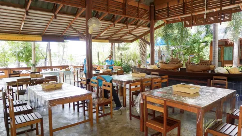 Baan Siriporn Resort Hotel Restauration Photos