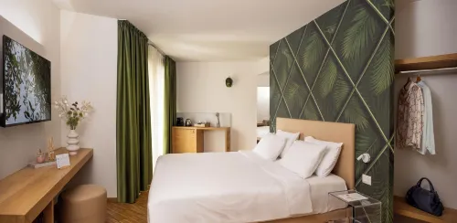 Astoria Resort Photos