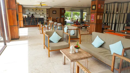 Truntum Kuta ( formerly Grand Inna Kuta ) Питание Photos