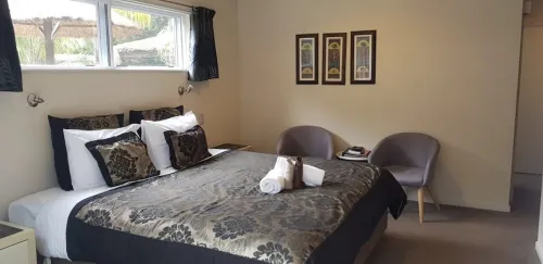 Anchor Lodge Motel Photos