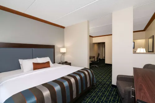 Wingate by Wyndham Fletcher at Asheville Airport Rooms Photos