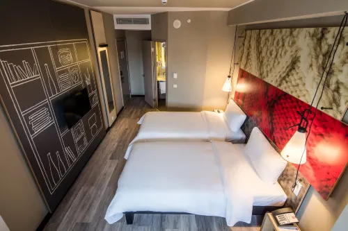 Ibis Ankara Airport Zimmer Photos