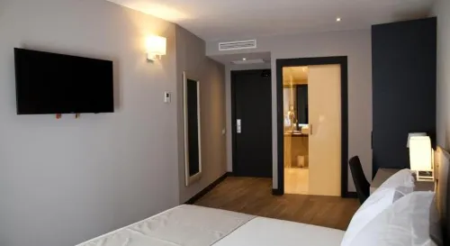 May Ramblas Hotel Rooms Photos