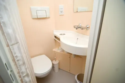 Seymour Hotel Rooms Photos