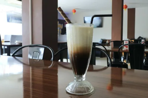 Tab Hotel Surabaya Makanan Photos