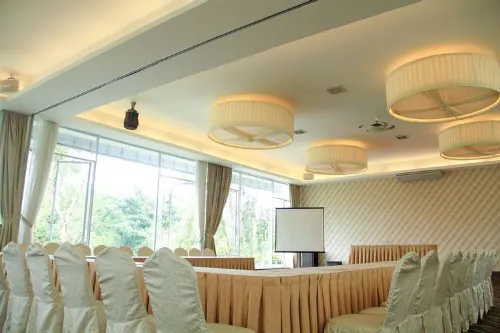 The Hill Hotel & Resort Sibolangit Powered by Archipelago Fasilitas Bisnis Photos