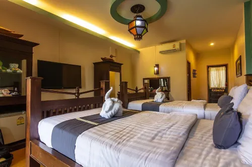 P.Paradise Hotel Kamar Photos