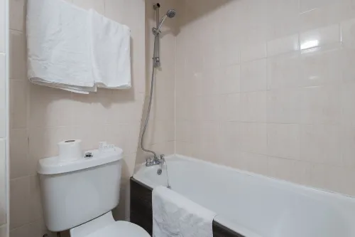 Hotel Lily Rooms Photos