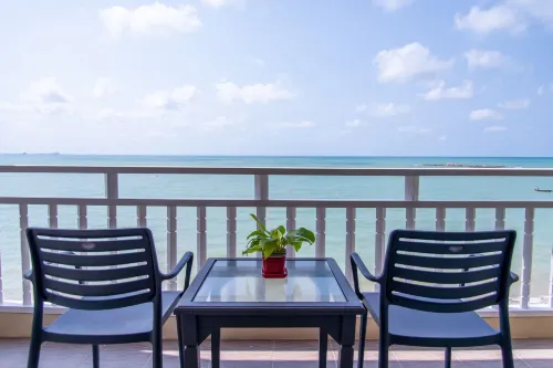 Royal Phala Cliff Beach Resort Рядом с отелем Photos