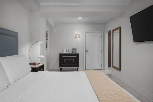 The Jung Hotel and Residences Rooms Photos