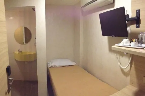 Arianna Hotel Rooms Photos