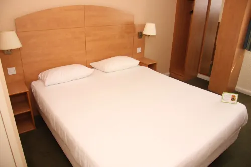 Campanile Milton Keynes - Fenny Stratford Rooms Photos
