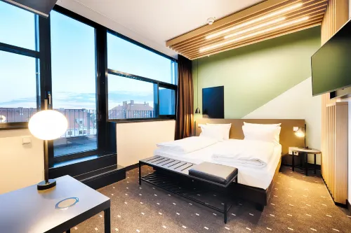 B&B HOTEL München-Moosach Photos