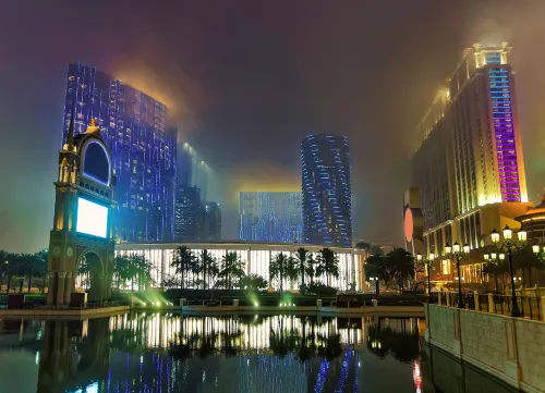 Golden Crown China Hotel Near Hotel Photos