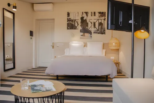 Room Select Via Veneto Featured Photos