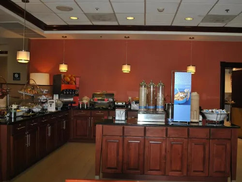 Hampton Inn College Park Ristorazione Photos