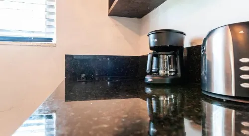 Lincoln Arms Suites Photos