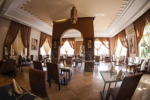 Appart'Hotel Intouriste Restauration Photos