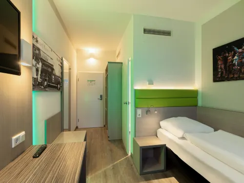 B&B HOTEL Bochum Hbf-Nord Rooms Photos