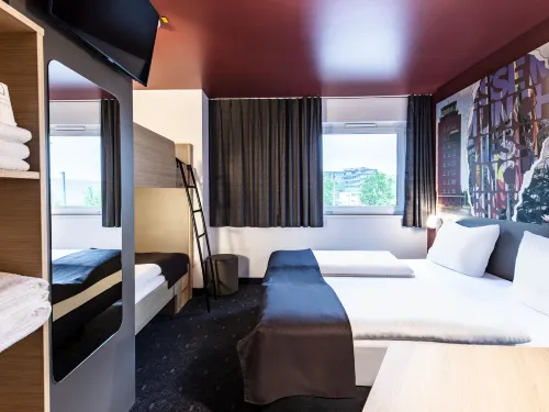 B&B HOTEL München-Messe Rooms Photos
