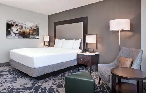 Hilton Baltimore Inner Harbor Photos