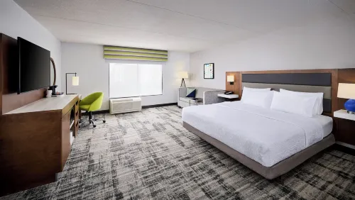 Hampton Inn and Suites by Hilton Windsor Rooms Photos