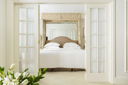 The Eliot Hotel Photos