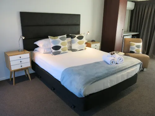 Merivale Manor Photos