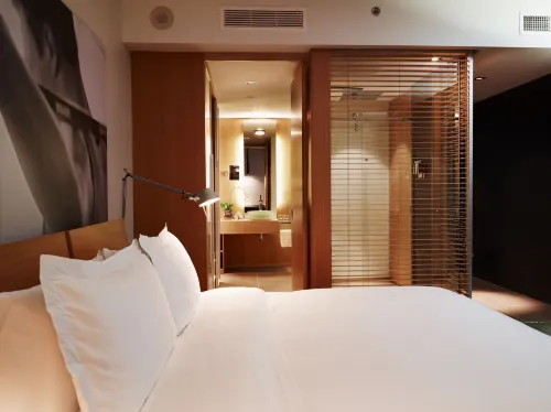 Le Germain Hotel Maple Leaf Square Huoneet Photos