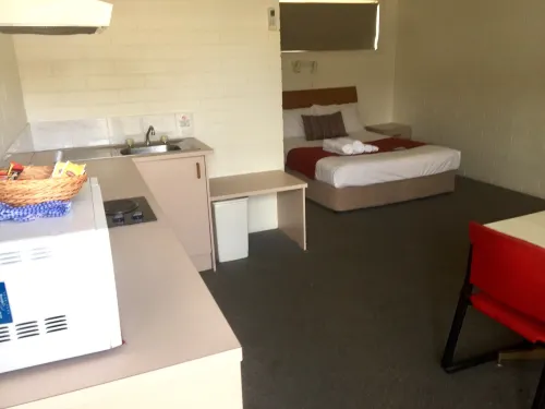 Huskisson Bayside Resort Rooms Photos