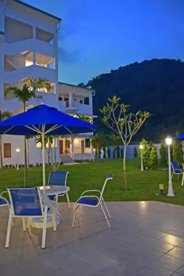 Avi Pangkor Beach Resort Area Publik Photos