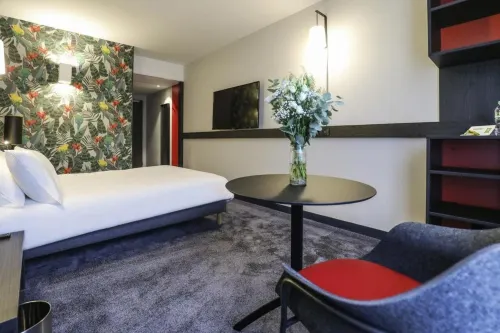 ibis Styles Puteaux Paris La Défense Chambres Photos