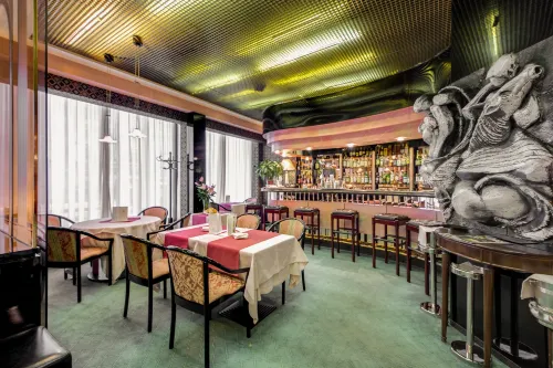 Brunelleschi Hotel Restauration Photos