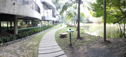 The Leela Resort & Spa Pattaya À proximité de l'hôtel Photos
