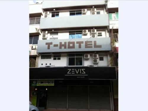 T Hotel Extérieur Photos