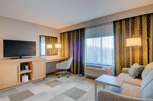 Hampton Inn Boston - Westborough Rooms Photos