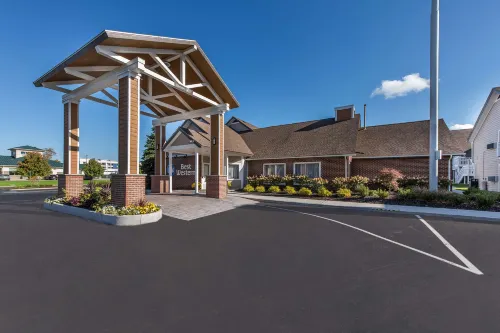 Best Western Fishkill Inn  Suites Exterior Photos